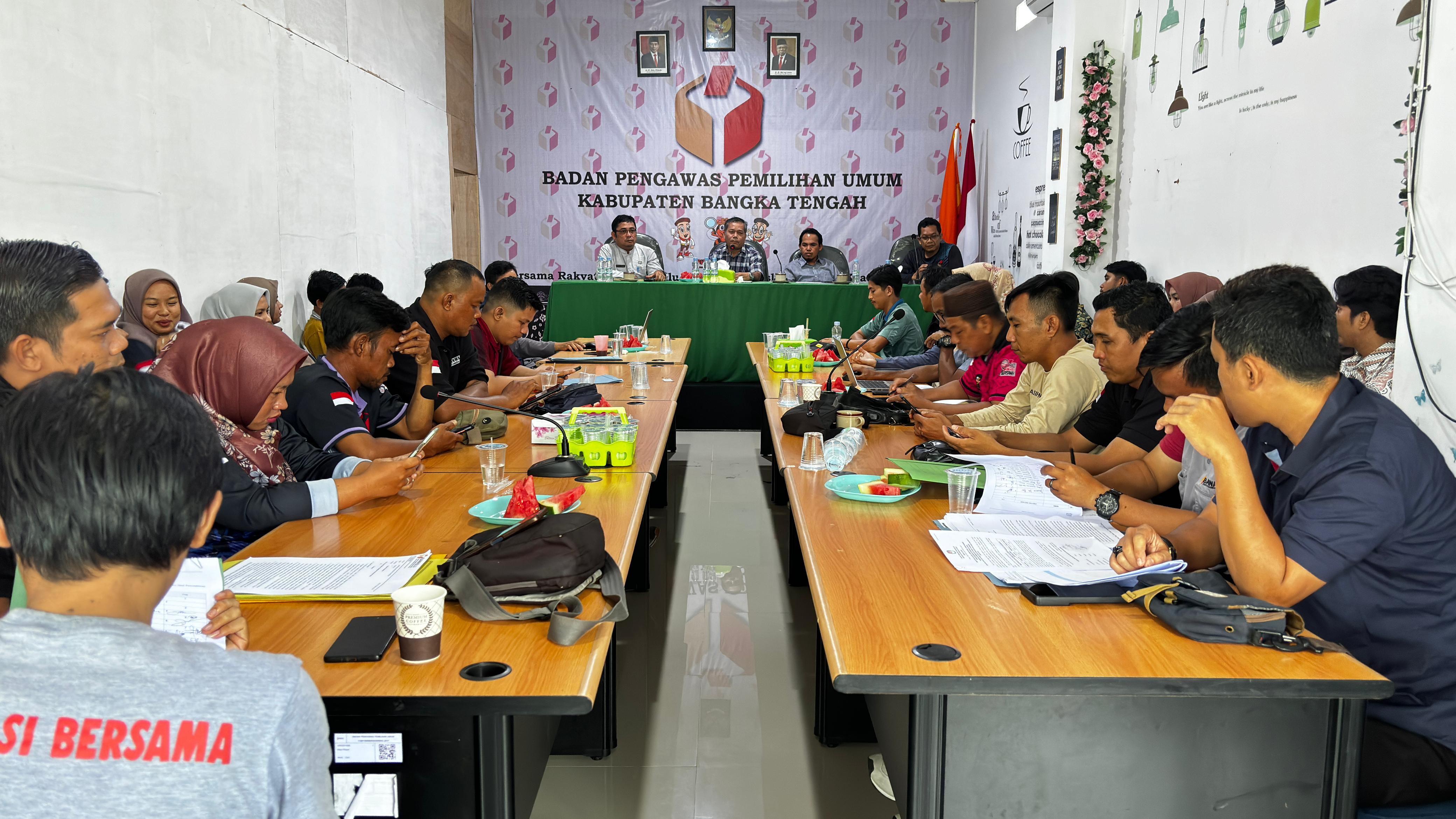 Rapat Evaluasi Hasil Pengawasan Pleno DPHP tingkat Kecamatan 