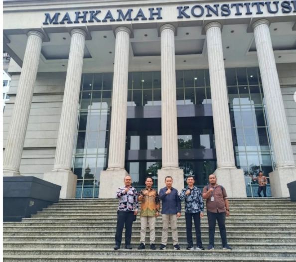 Pimpinan Badan Pengawas Pemilu (Bawaslu) Kabupaten Bangka Tengah, Muhammad Tamimi, hadir dalam sidang pemeriksaan perkara Nomor 266/PHPU.GUB-XXIII/2025 yang digelar oleh Mahkamah Konstitusi (MK) terkait perselisihan hasil Pemilihan Gubernur dan Wakil Gubernur Kepulauan Bangka Belitung Tahun 2024