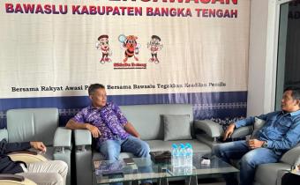 Supervisi pengisian SAQ Monev Keterbukaan Informasi Publik